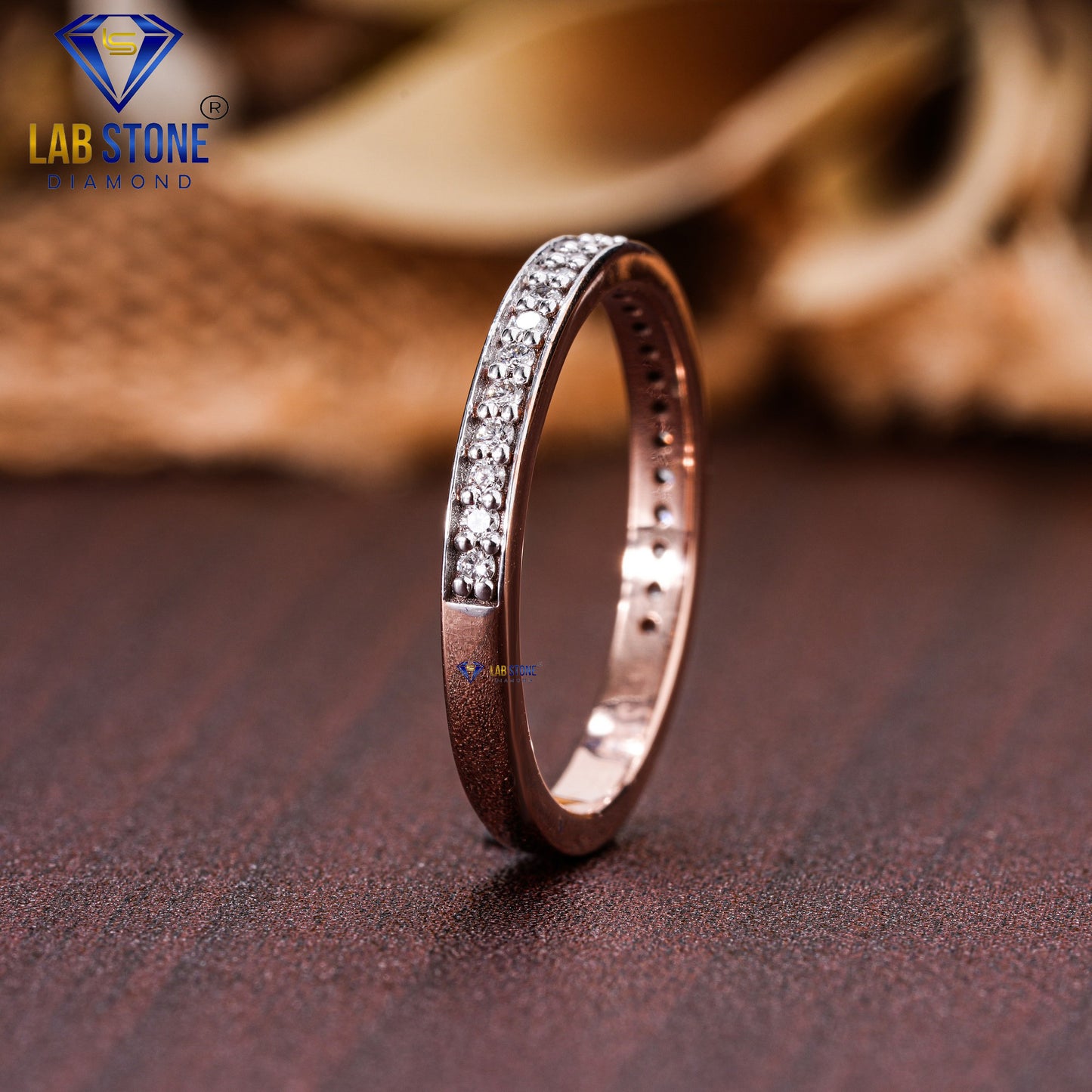 0.22 TDW Round Cut Women’s Diamond Band