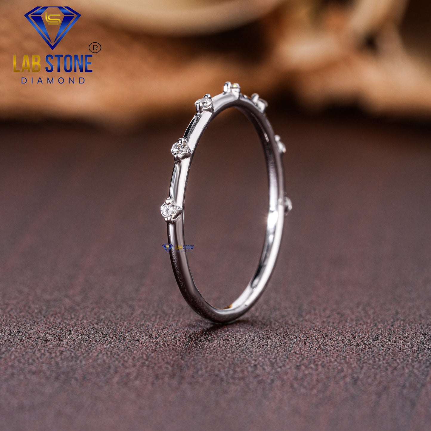 0.07 TDW Round Cut Diamond Women's Band