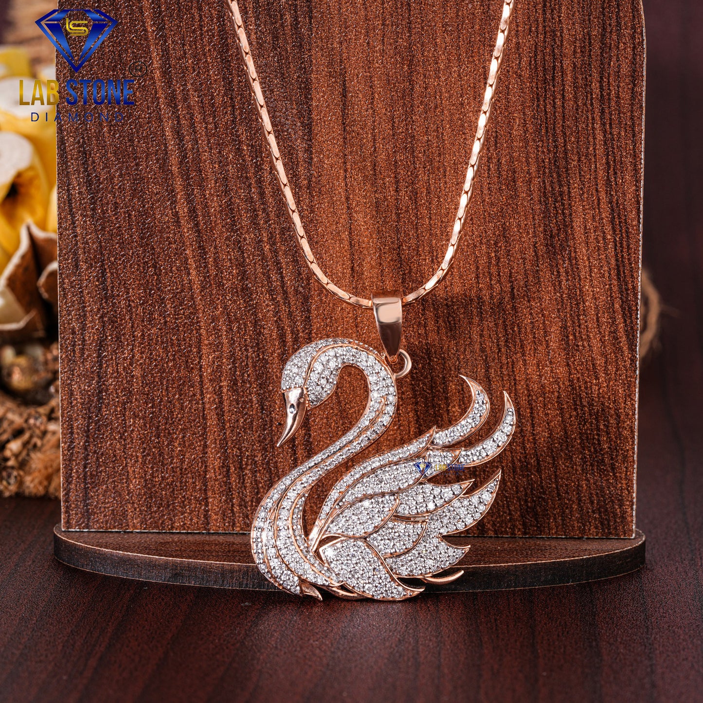 1.79 TDW Round Cut Diamond Women’s Custom Pendant