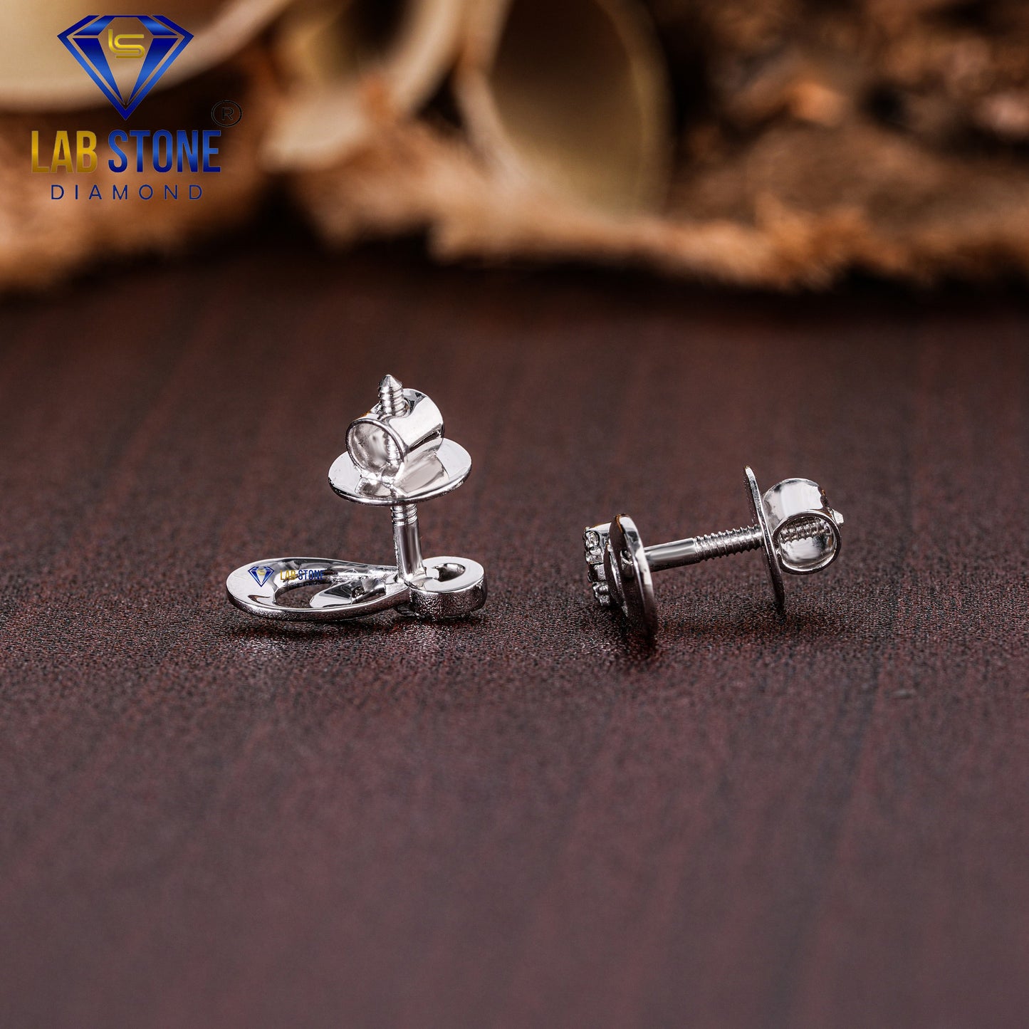 0.12 TDW Round Cut Diamond Stud  Earring