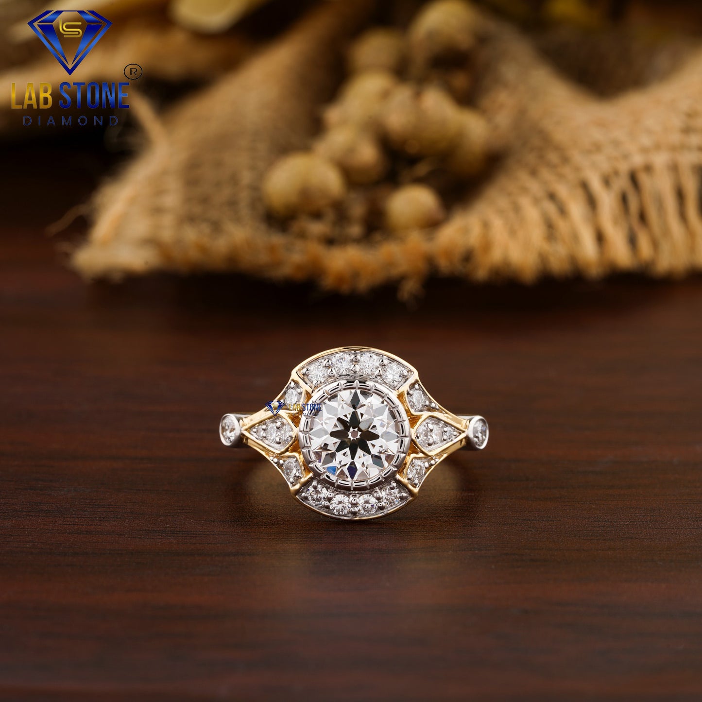 1.59 TDW Round Cut Women’s Engagement Diamond Ring