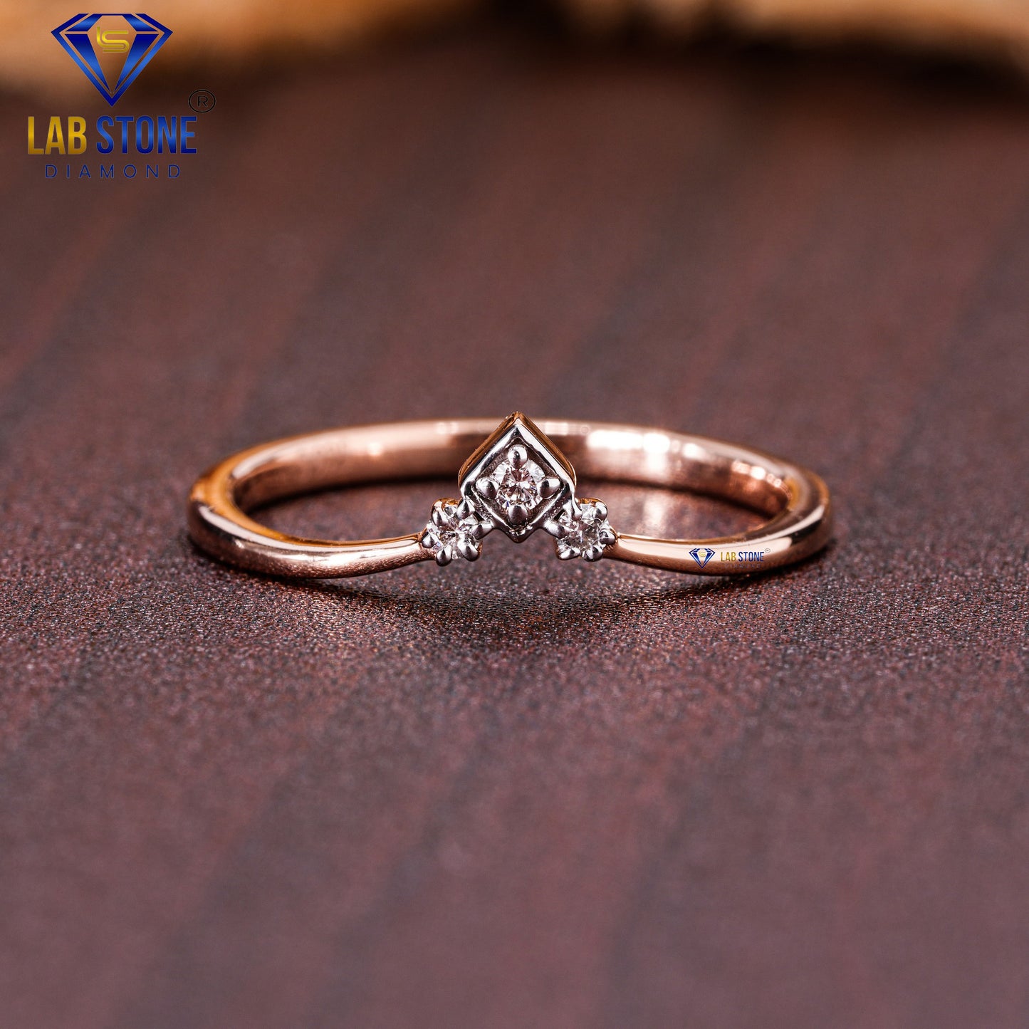 0.05 TDW Round Cut Diamond Women’s Engagement Ring