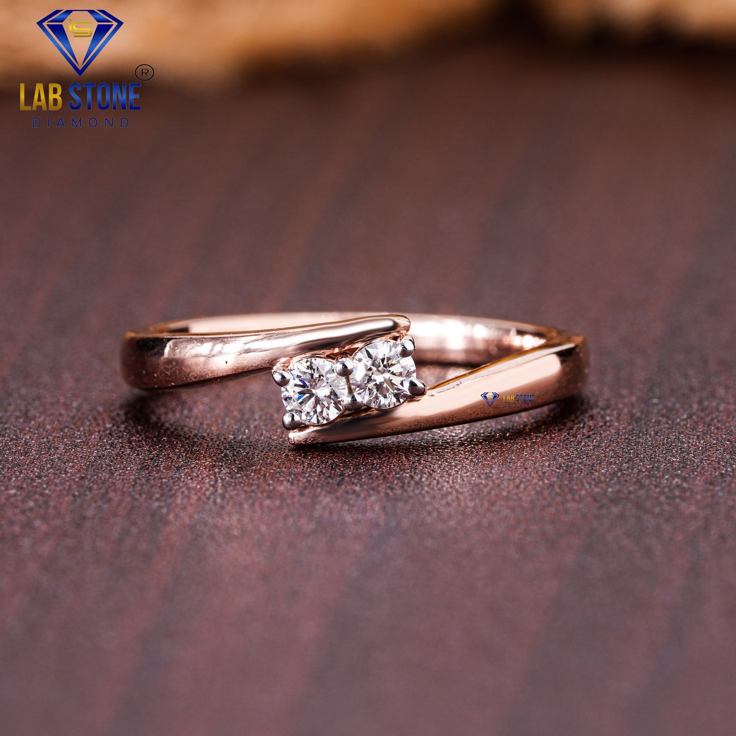 0.18 TDW Round Cut Diamond Women's Engagement Ring