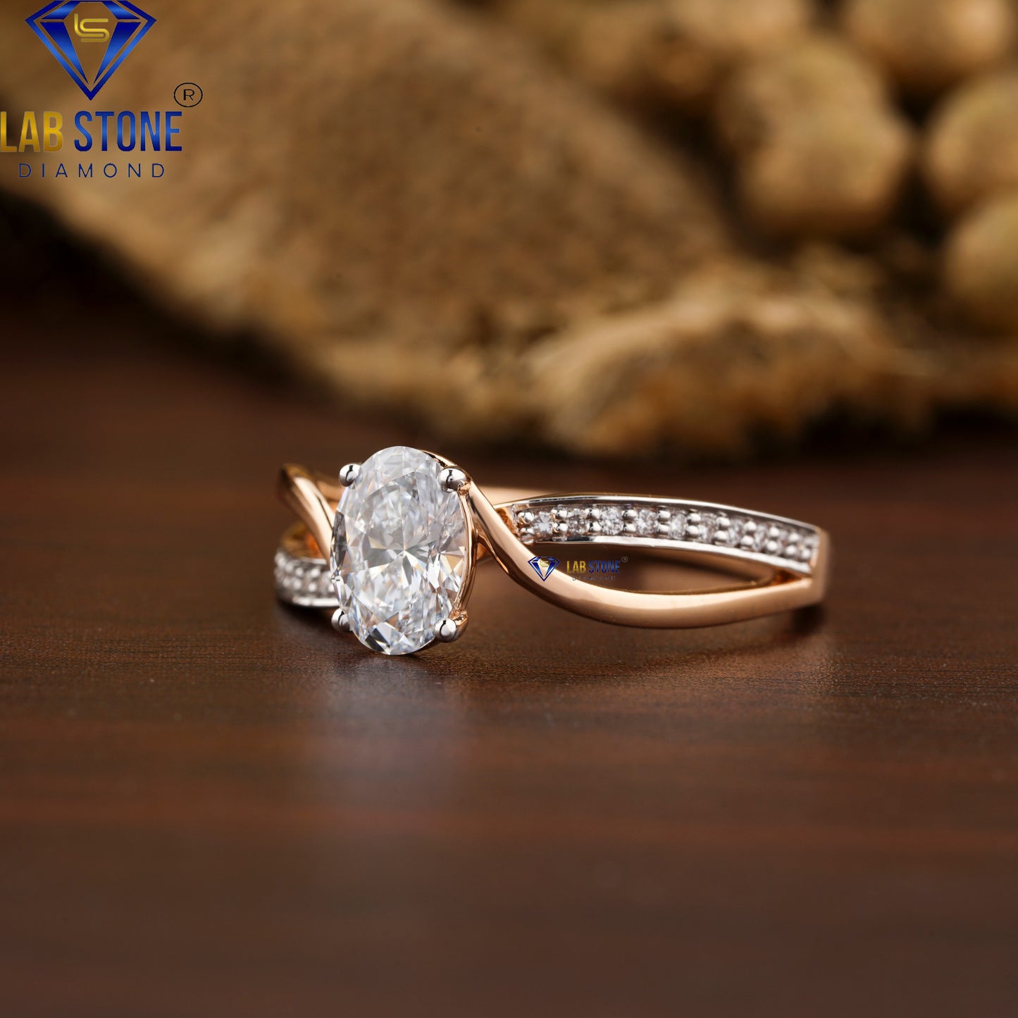 0.85 TDW Oval & Round Cut Women's Diamond Engagement Ring