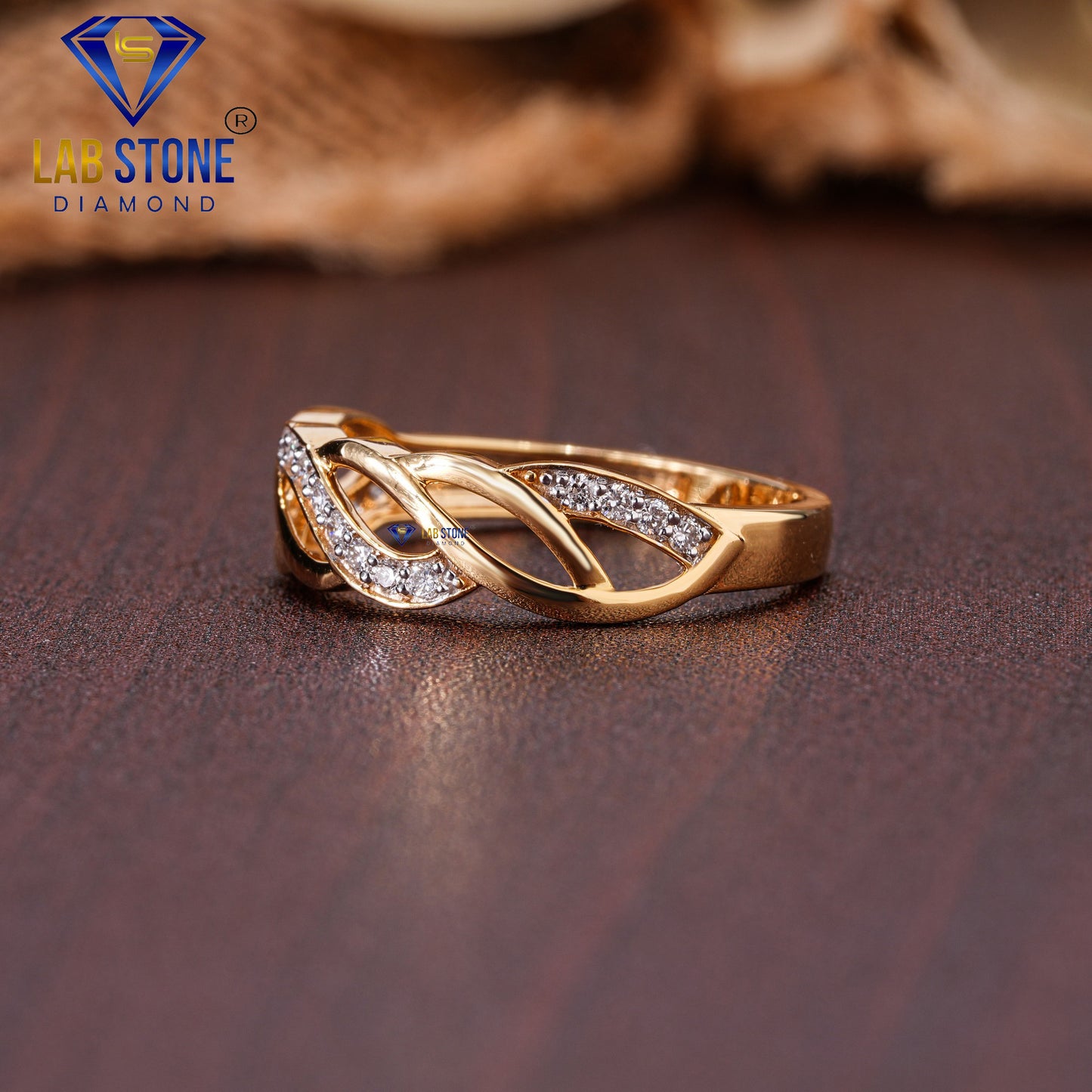 0.17 TDW Round Cut Women’s Delicate Diamond Engagement Ring