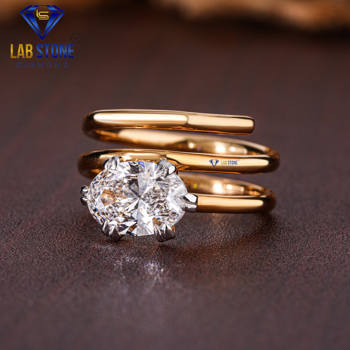 2.52 TDW Oval Cut Women’s Spiral Solitaire Diamond Ring