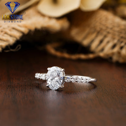 0.94 TDW Oval & Round Cut Women’s Engagement Diamond Ring