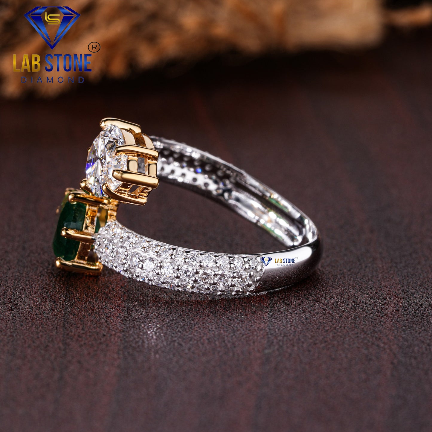 3.14 TDW Pear & Round Cut Diamond & F. Green Pear Gemstone Women’s Two Stone Spiral Ring