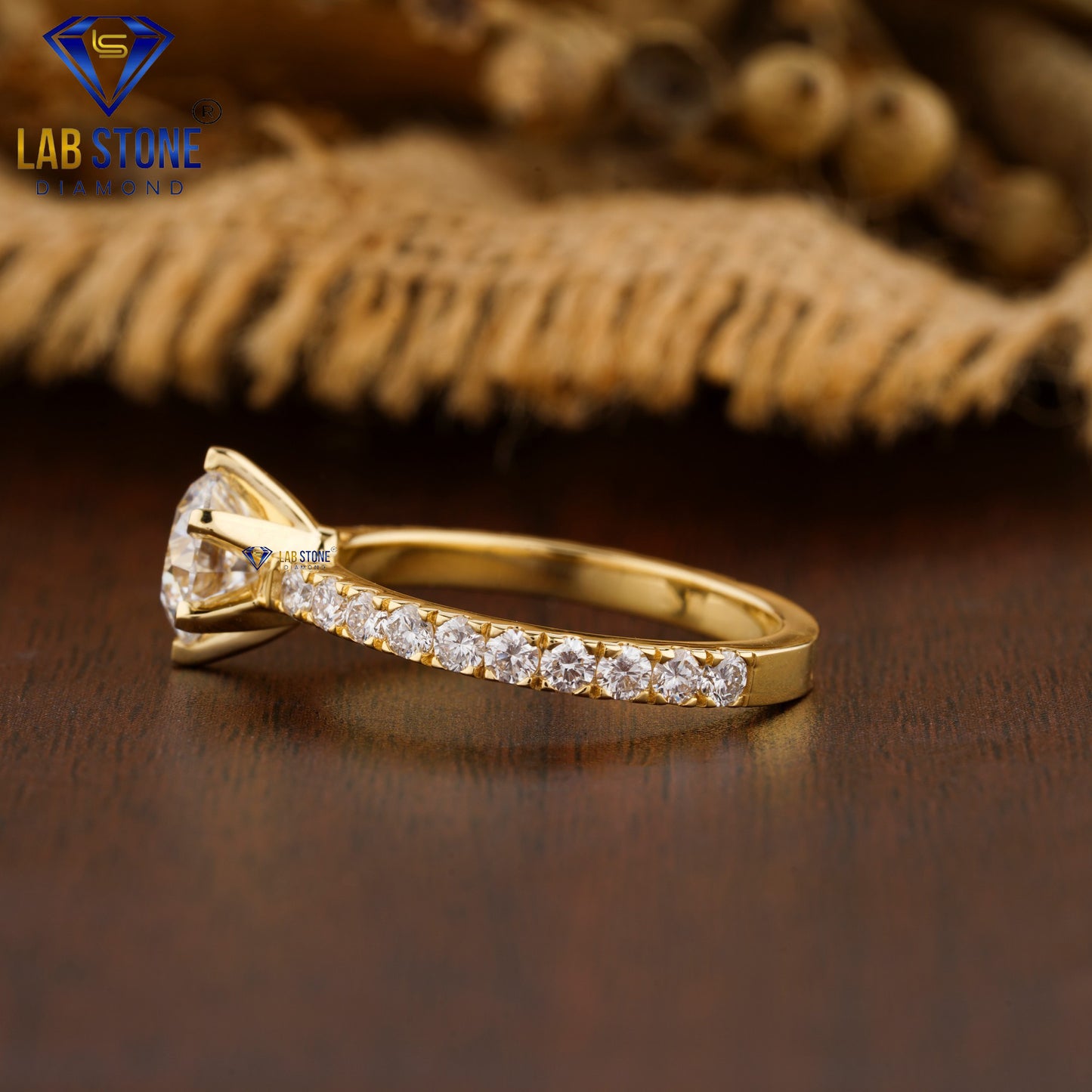 2.28 TDW Round Cut Women’s Engagement Diamond Ring