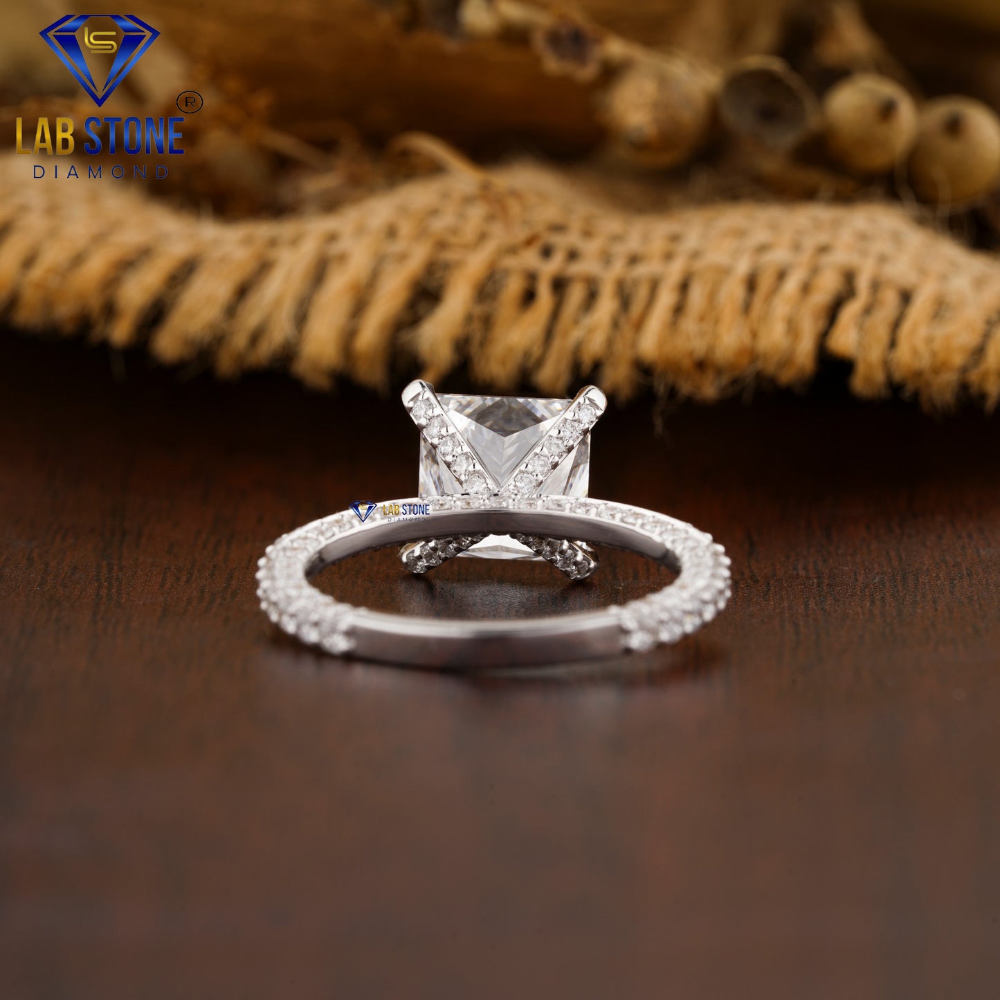 4.54 TDW Princess & Round Cut Women’s Engagement Diamond Ring