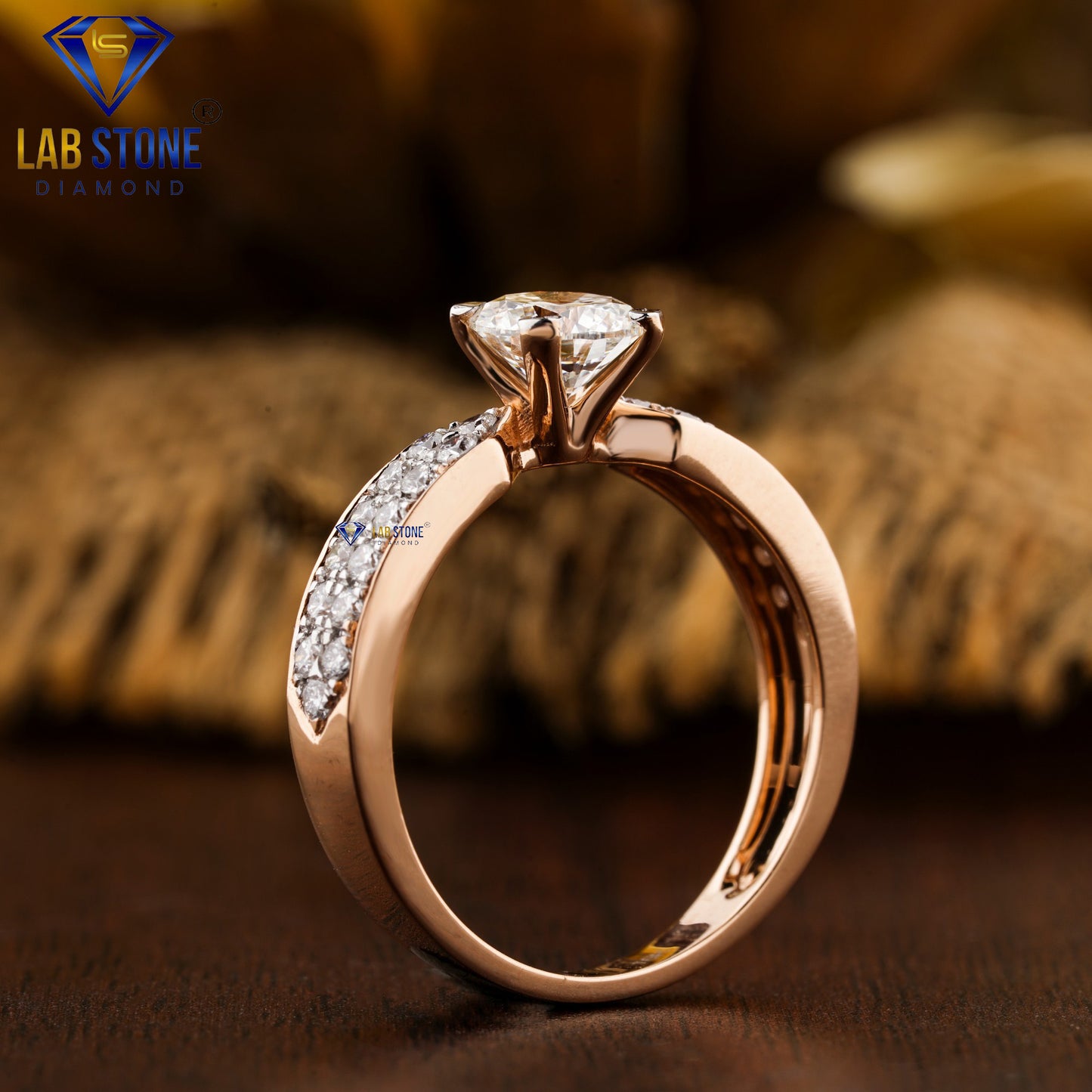 1.29 TDW Round Cut Women’s Engagement Diamond Ring