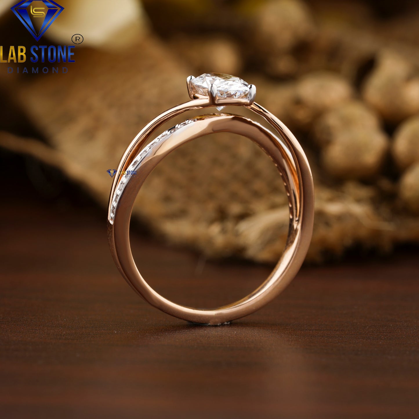 0.85 TDW Oval & Round Cut Women's Diamond Engagement Ring