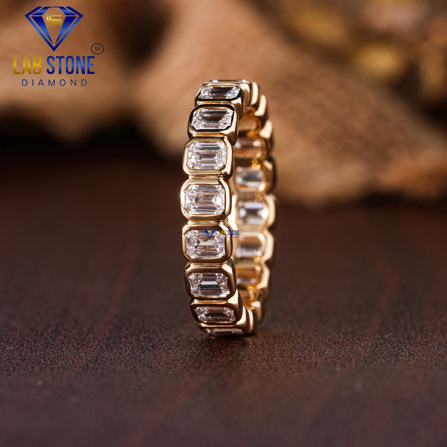 1.60 TDW Emerald Cut Diamond Women’s Eternity Band
