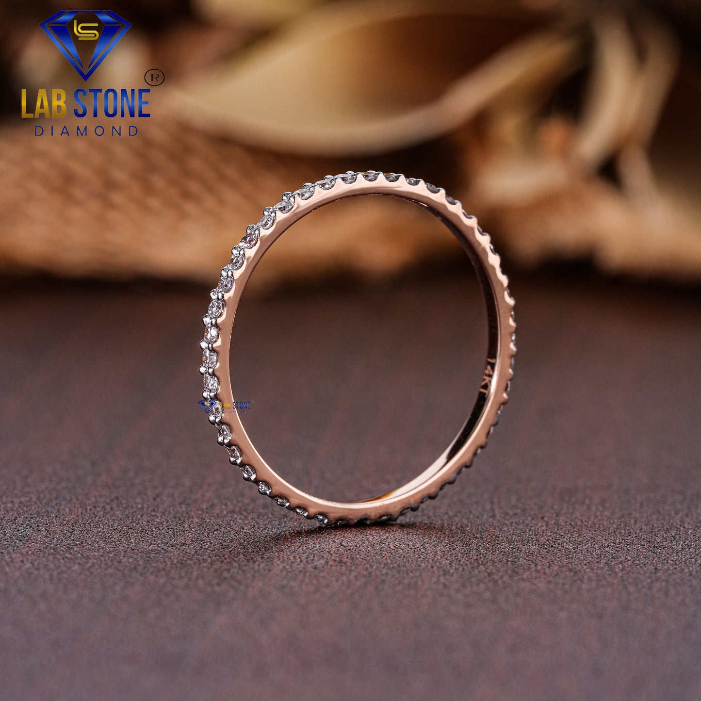 0.36 TDW Round Cut Diamond Women's Band