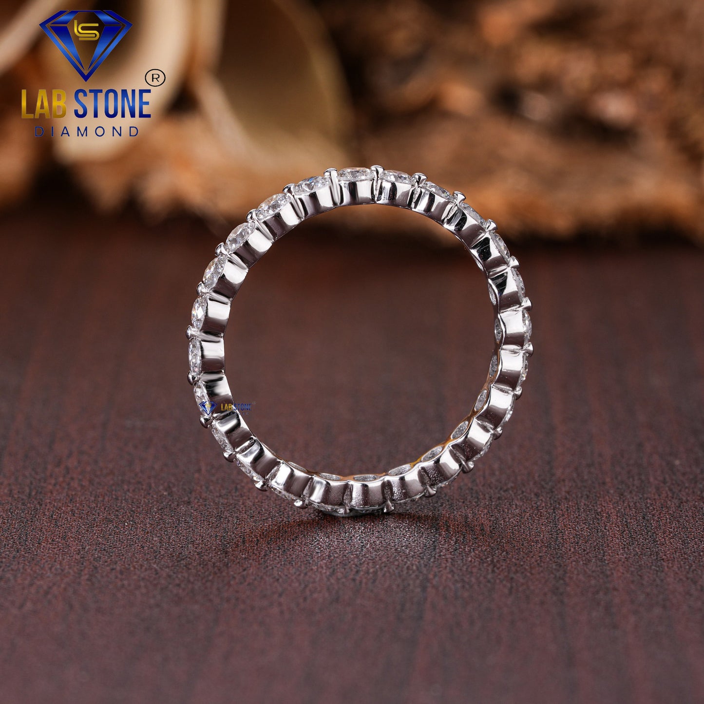 1.68 TDW Round Cut Women’s Diamond Band Ring