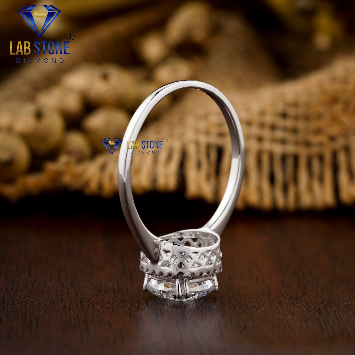 1.75 TDW Cushion & Round Cut Women’s Halo Diamond Ring