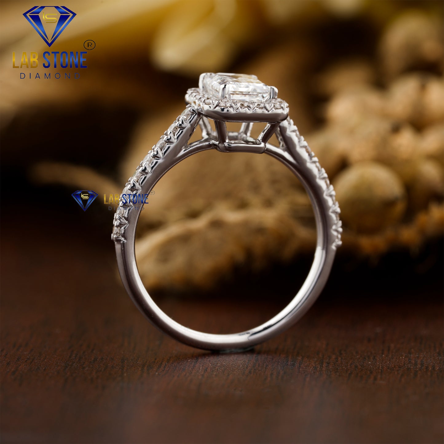 1.11 TDW Emerald & Round Cut Diamond Halo Ring