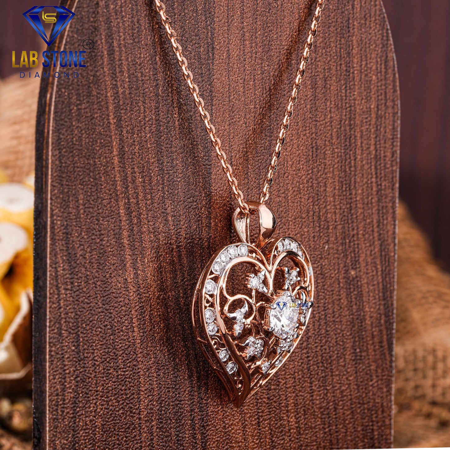 1.65 TDW  Round Cut Diamond Heart Pendant