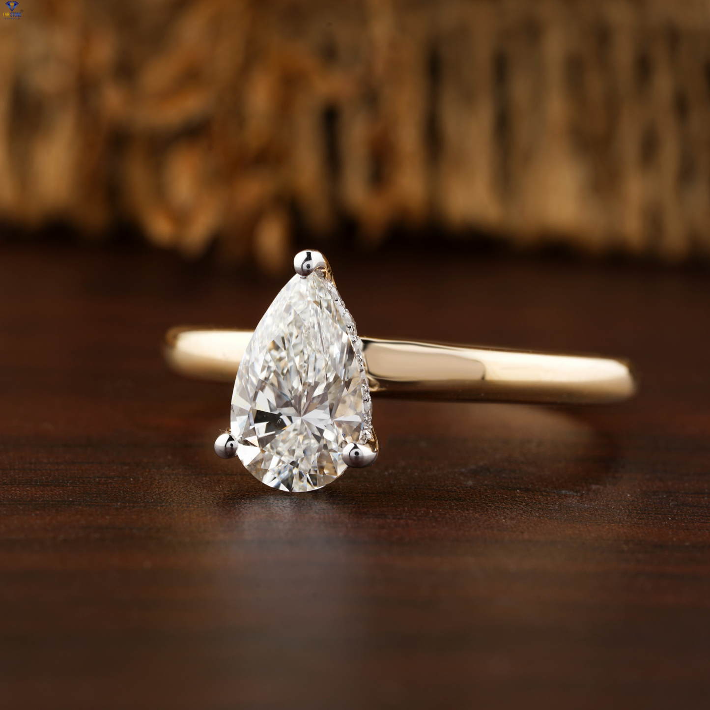 1.28 TDW Pear & Round Cut Diamond Hidden Halo Ring