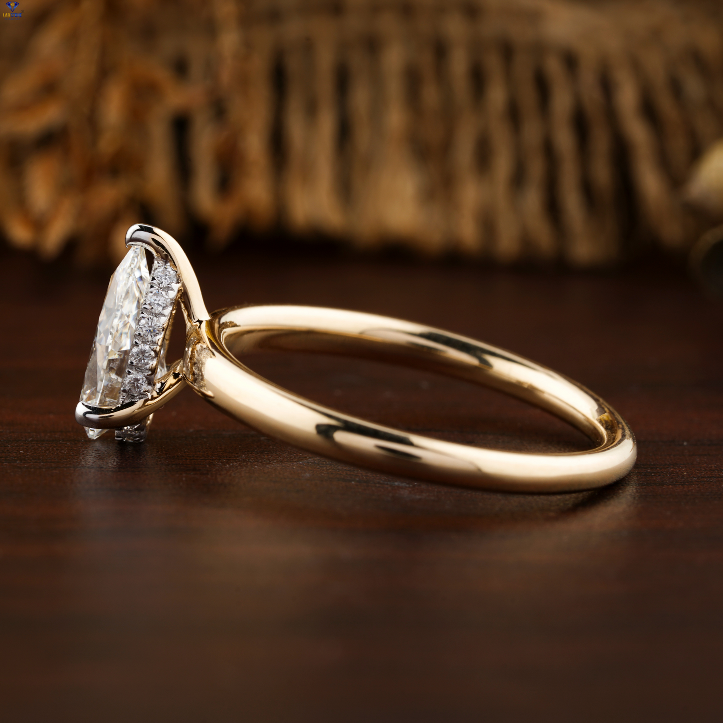 1.28 TDW Pear & Round Cut Diamond Hidden Halo Ring