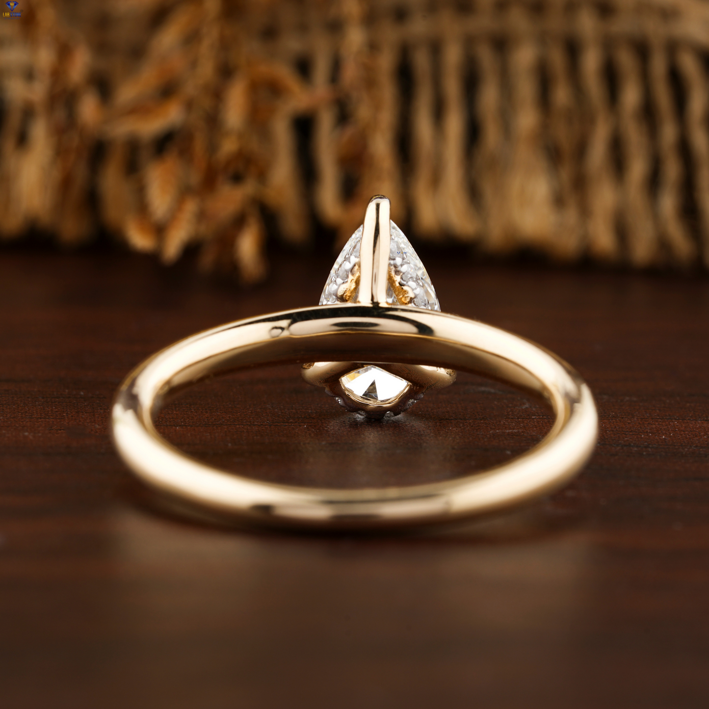 1.28 TDW Pear & Round Cut Diamond Hidden Halo Ring