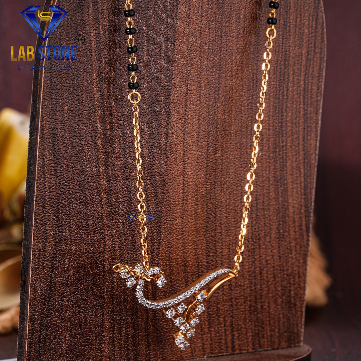 0.69 TDW Round Cut Diamond Women’s Custom Mangalsutra