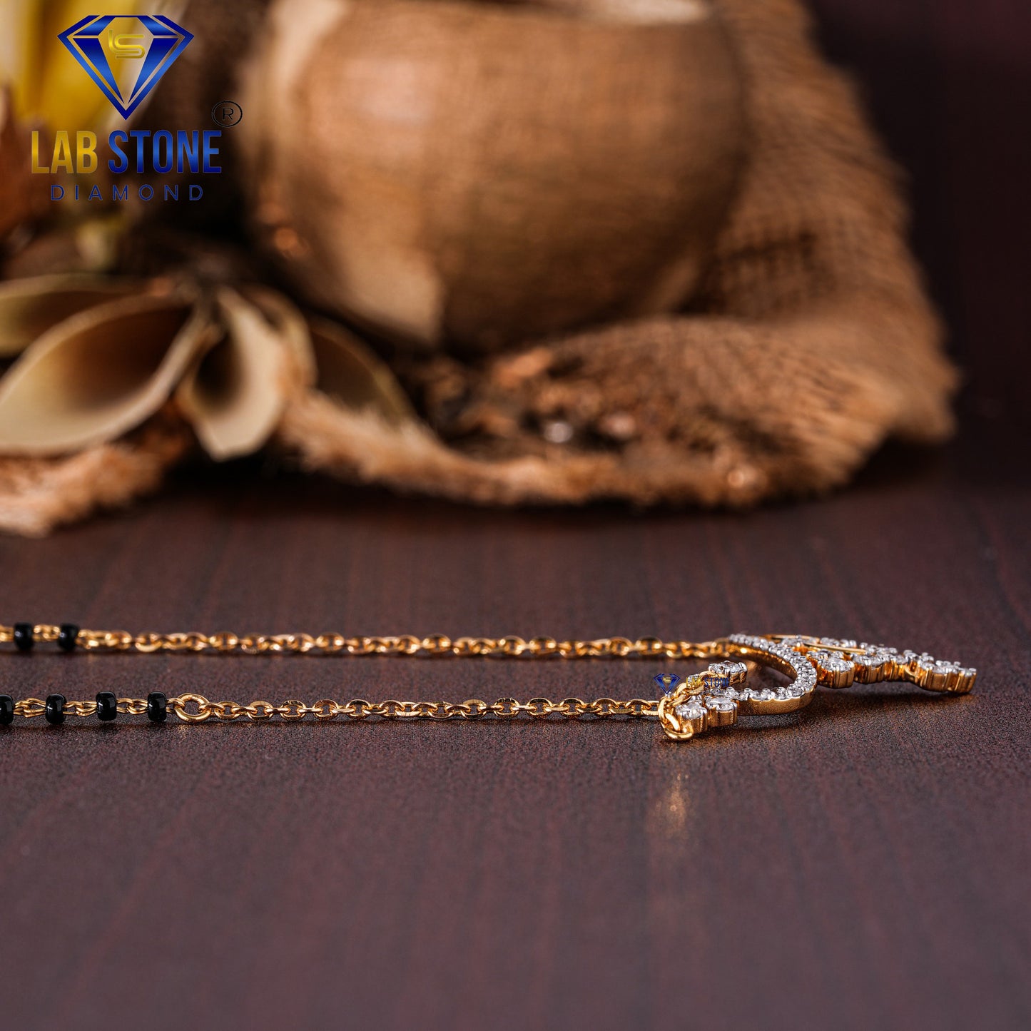 0.69 TDW Round Cut Diamond Women’s Custom Mangalsutra