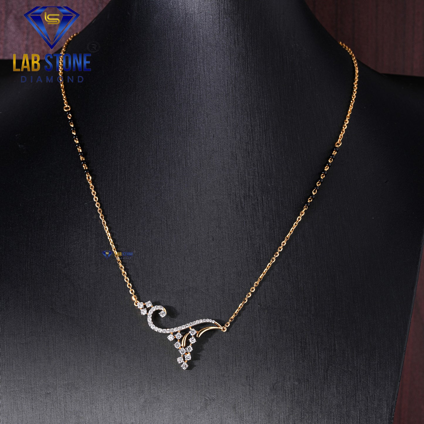 0.69 TDW Round Cut Diamond Women’s Custom Mangalsutra