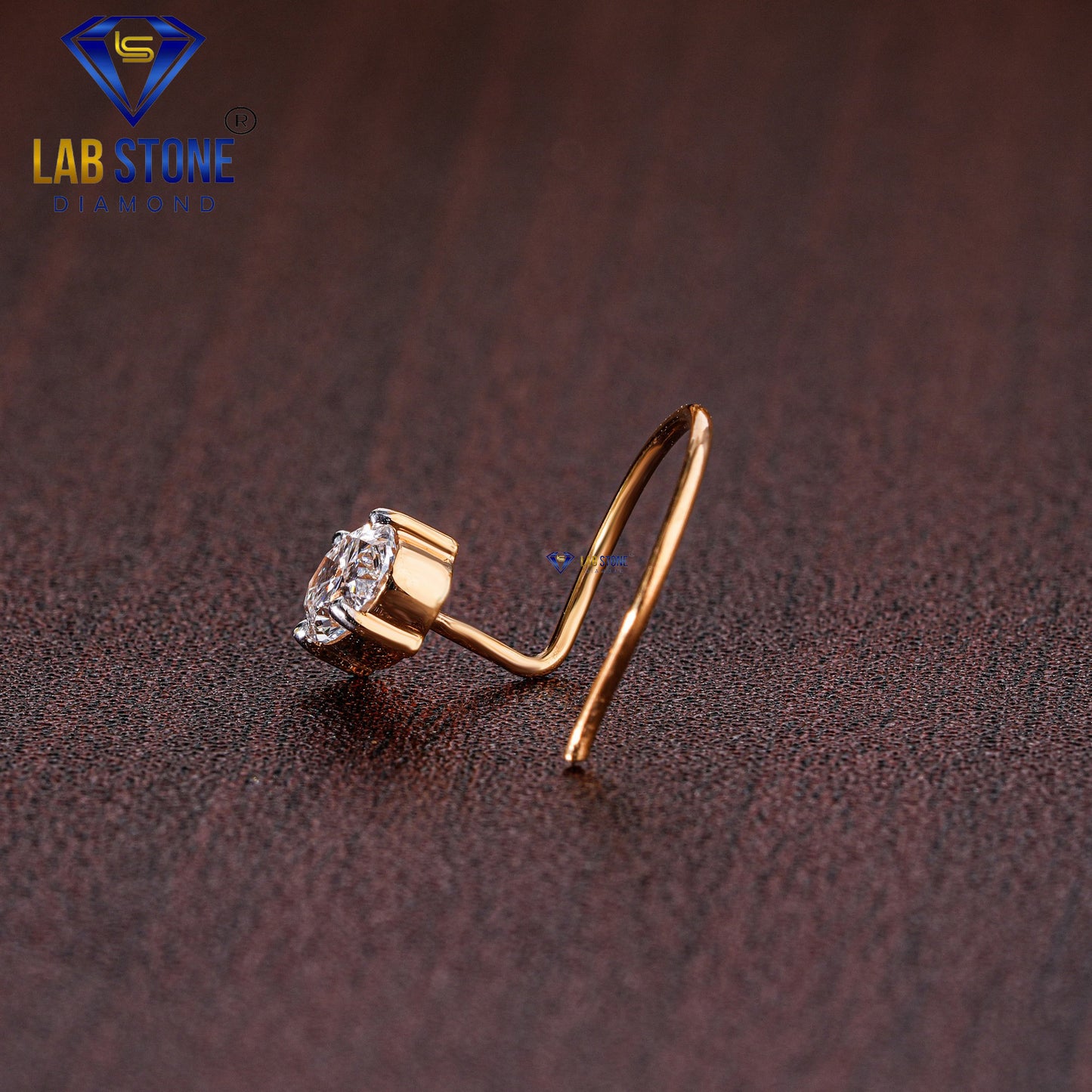0.18ct TDW Oval Cut Diamond Nosepin