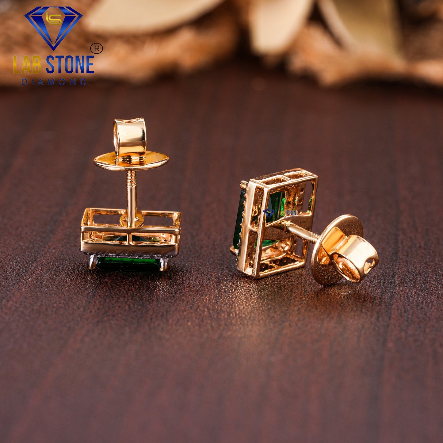 7.40 TDW Emerald Gemstone & Round Cut Diamond Pendant & Earring