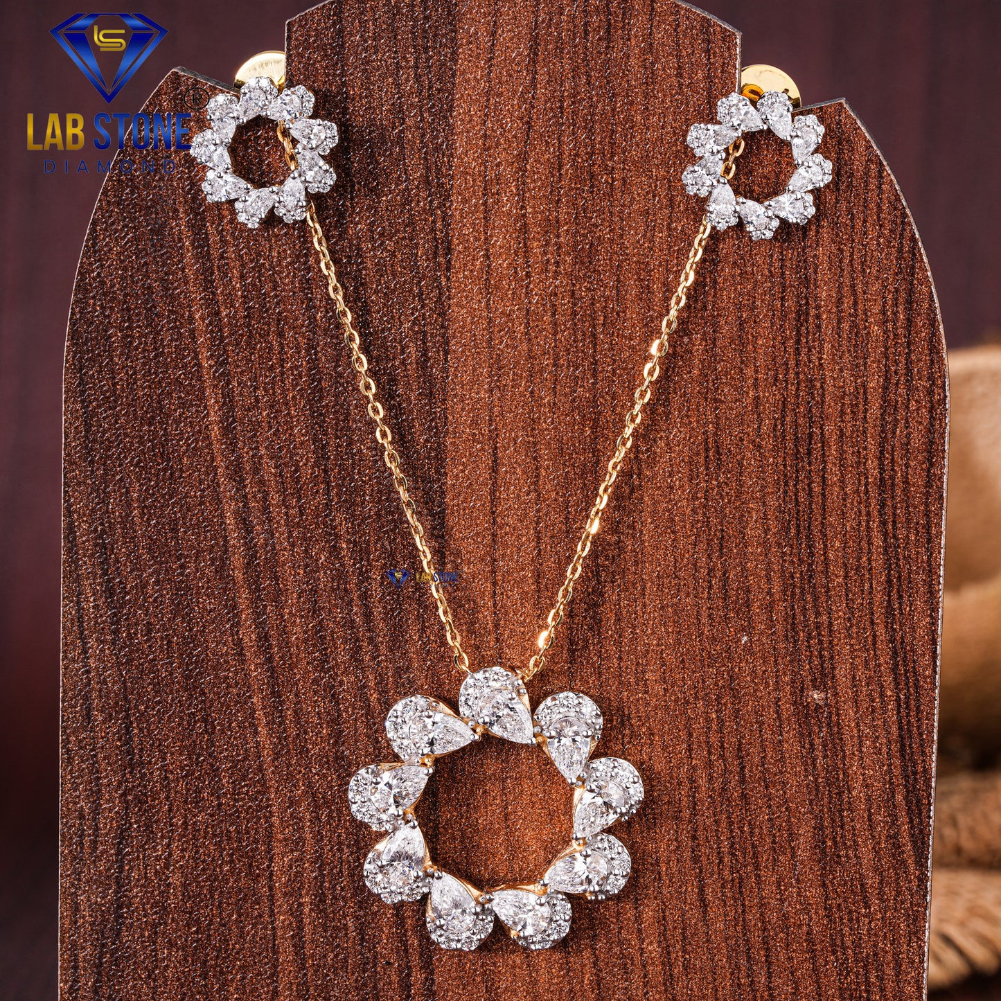 3.76 TDW Pear & Round Cut Diamond Pendant & Earring