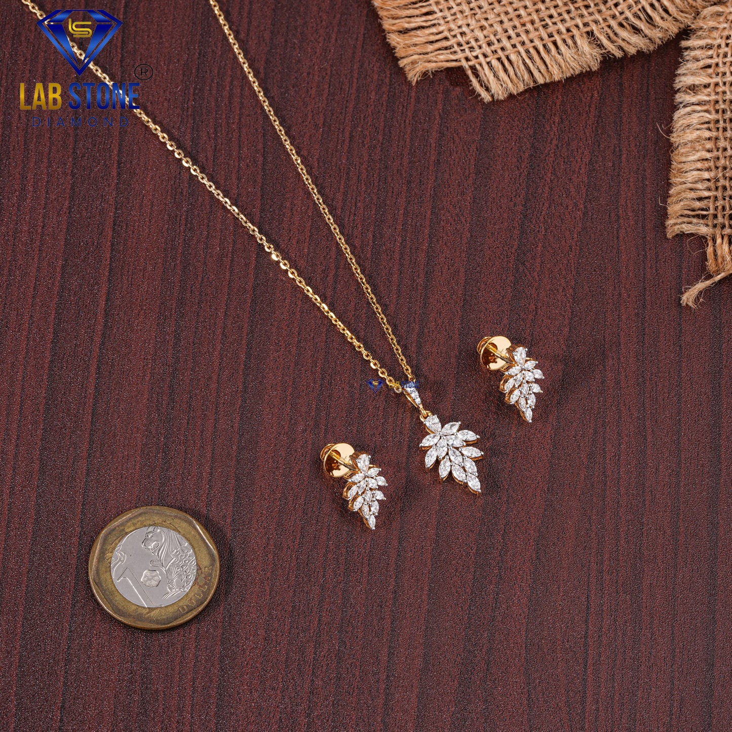 4.08 TDW Pear, Marquise & Round Cut Diamond Pendant & Earring