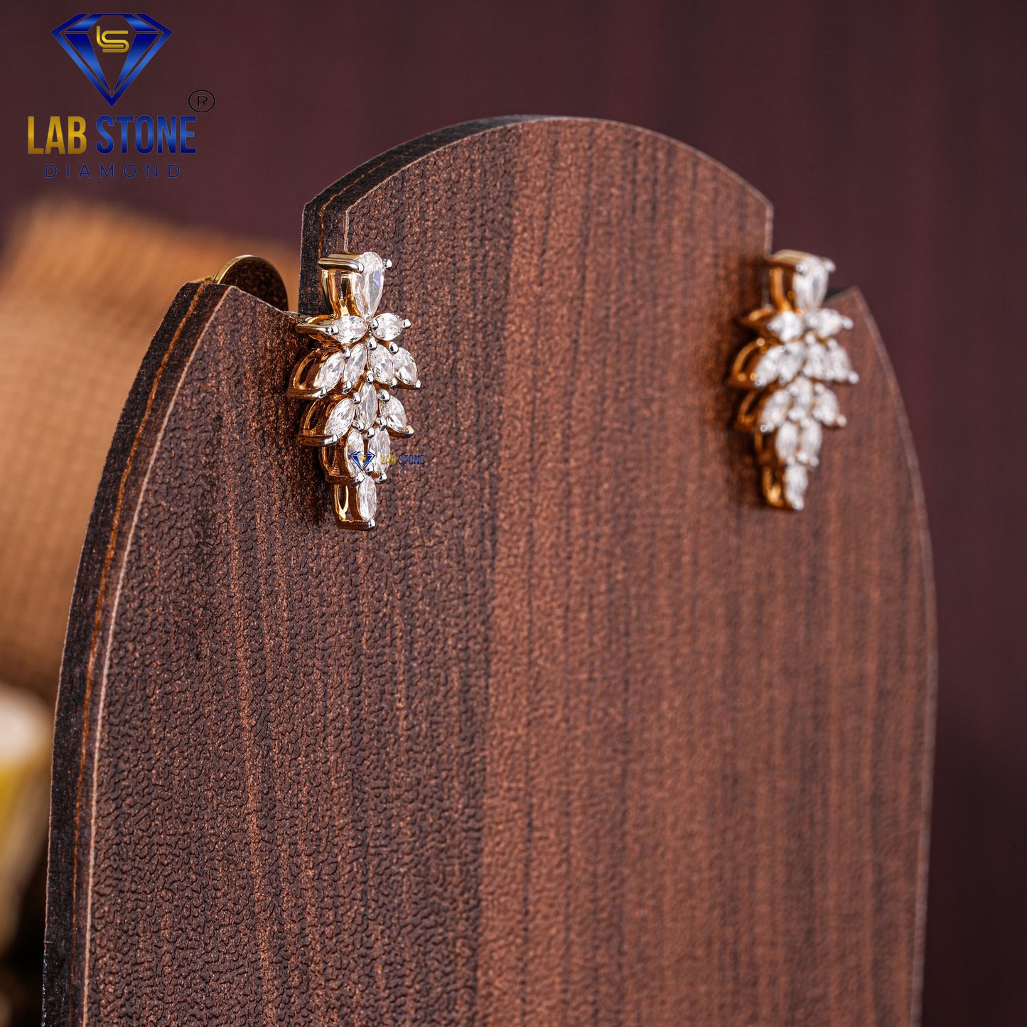 4.08 TDW Pear, Marquise & Round Cut Diamond Pendant & Earring