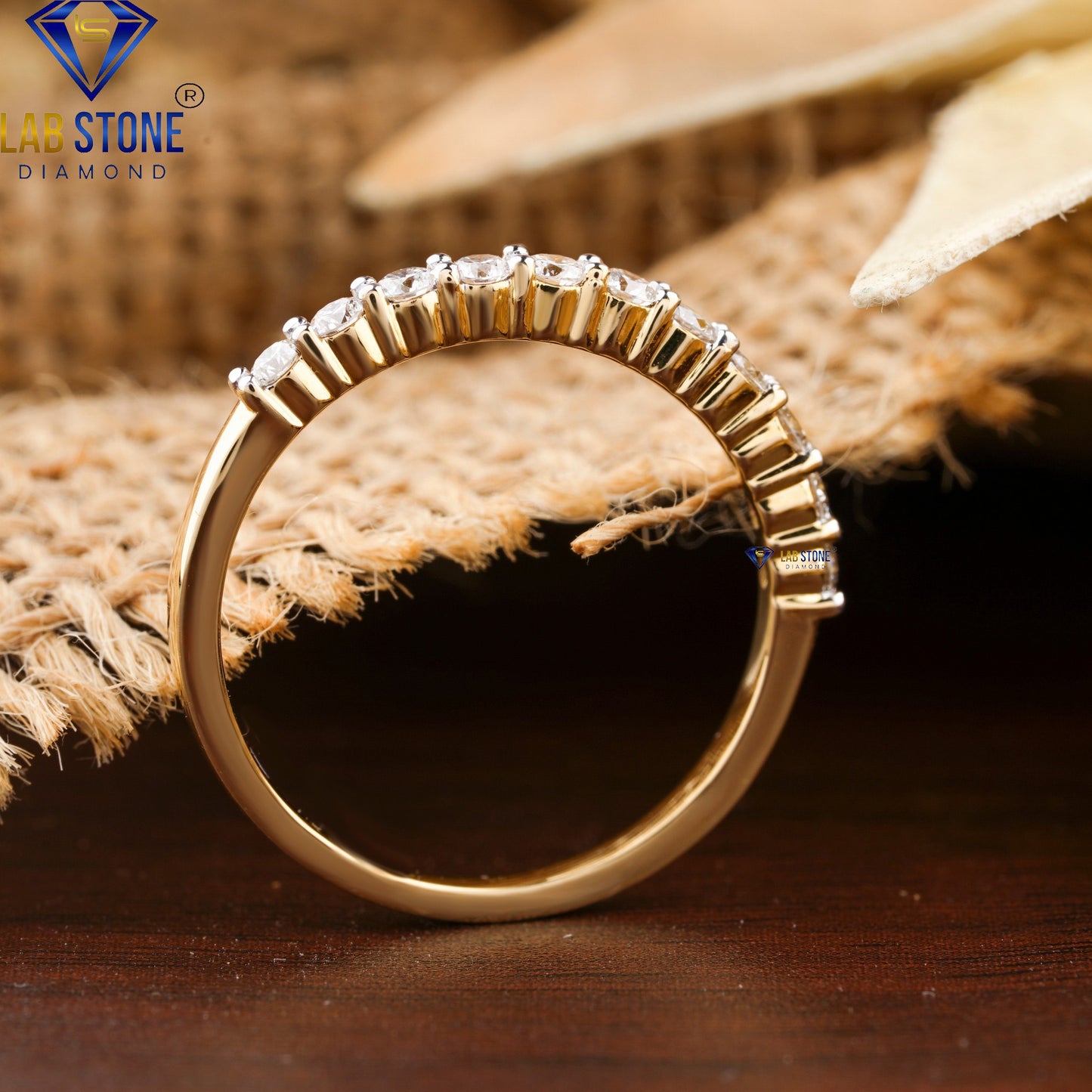 2.361 TDW Oval & Round Cut Diamond Women’s Ring with Band