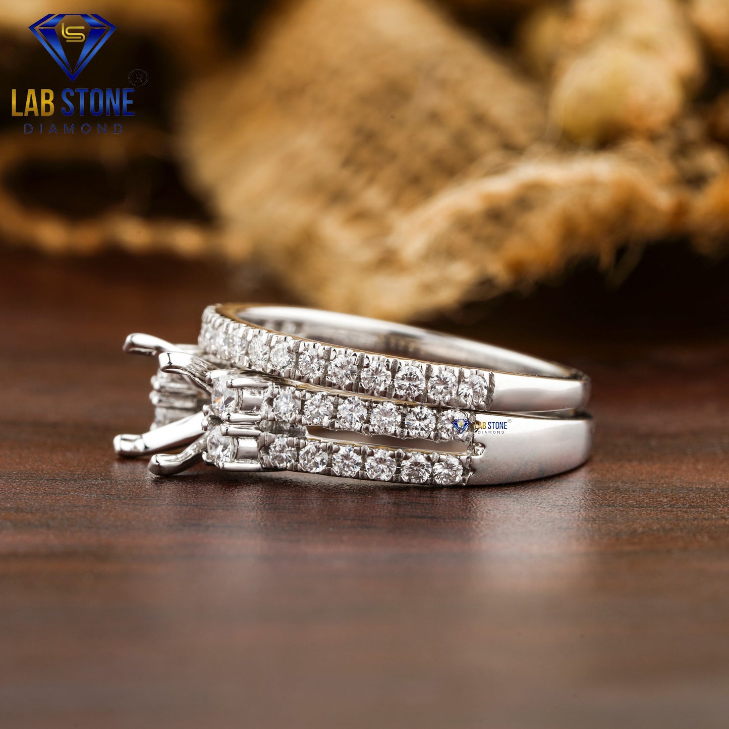 0.68 TDW Round Cut Women’s Engagement Diamond Ring with Band