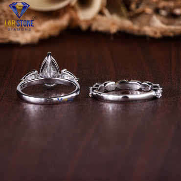 2.78 TDW Pear Cut Diamond Women's Engagement Ring with Band