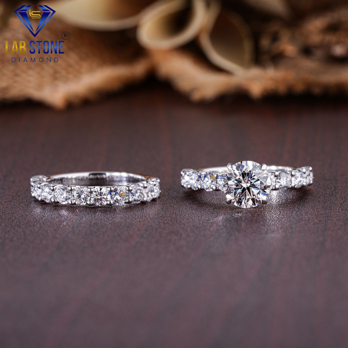 3.32 TDW Round Cut Diamond Women's Ring with Band