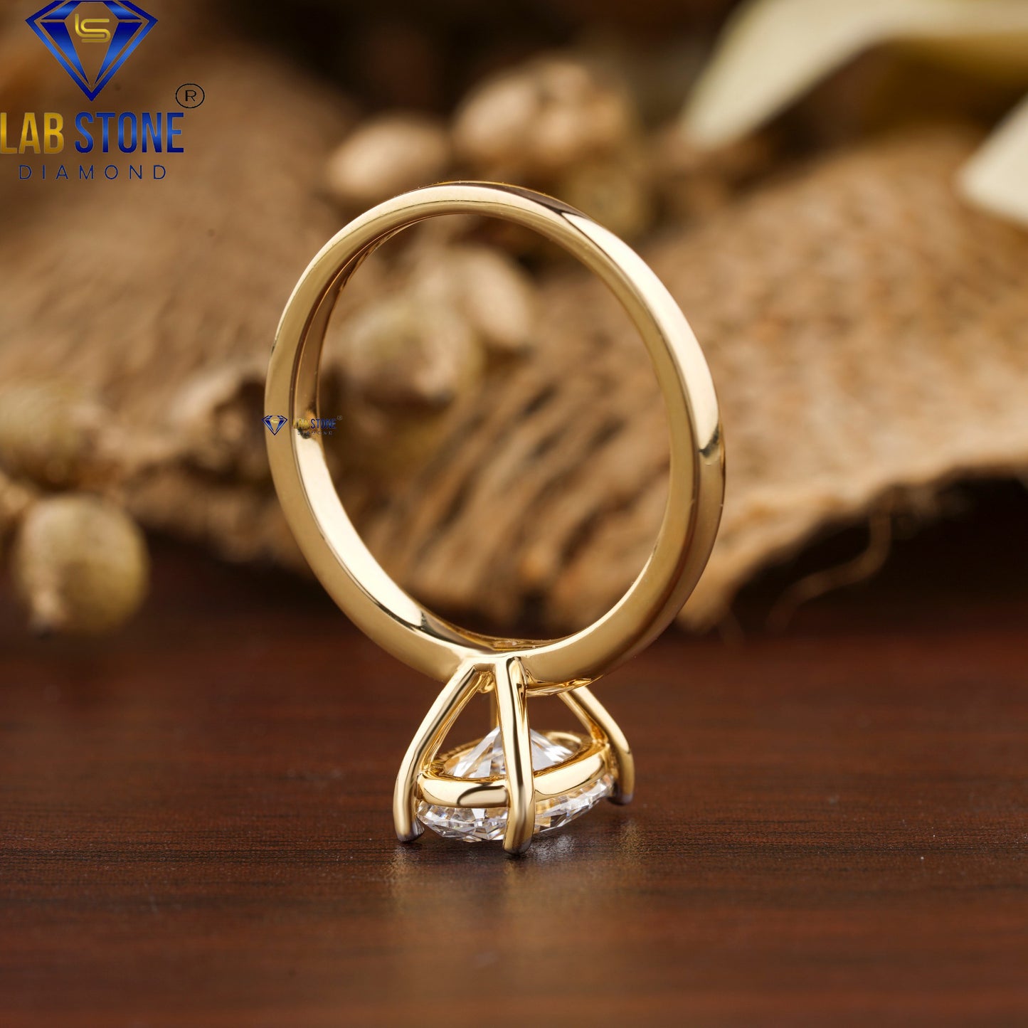 2.361 TDW Oval & Round Cut Diamond Women’s Ring with Band