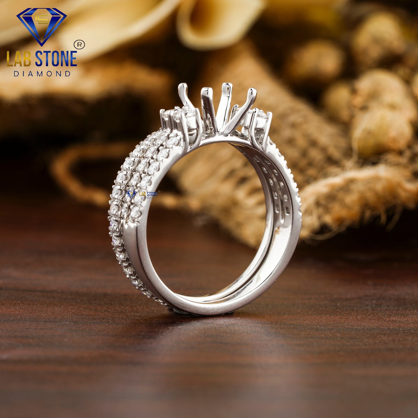 0.68 TDW Round Cut Women’s Engagement Diamond Ring with Band