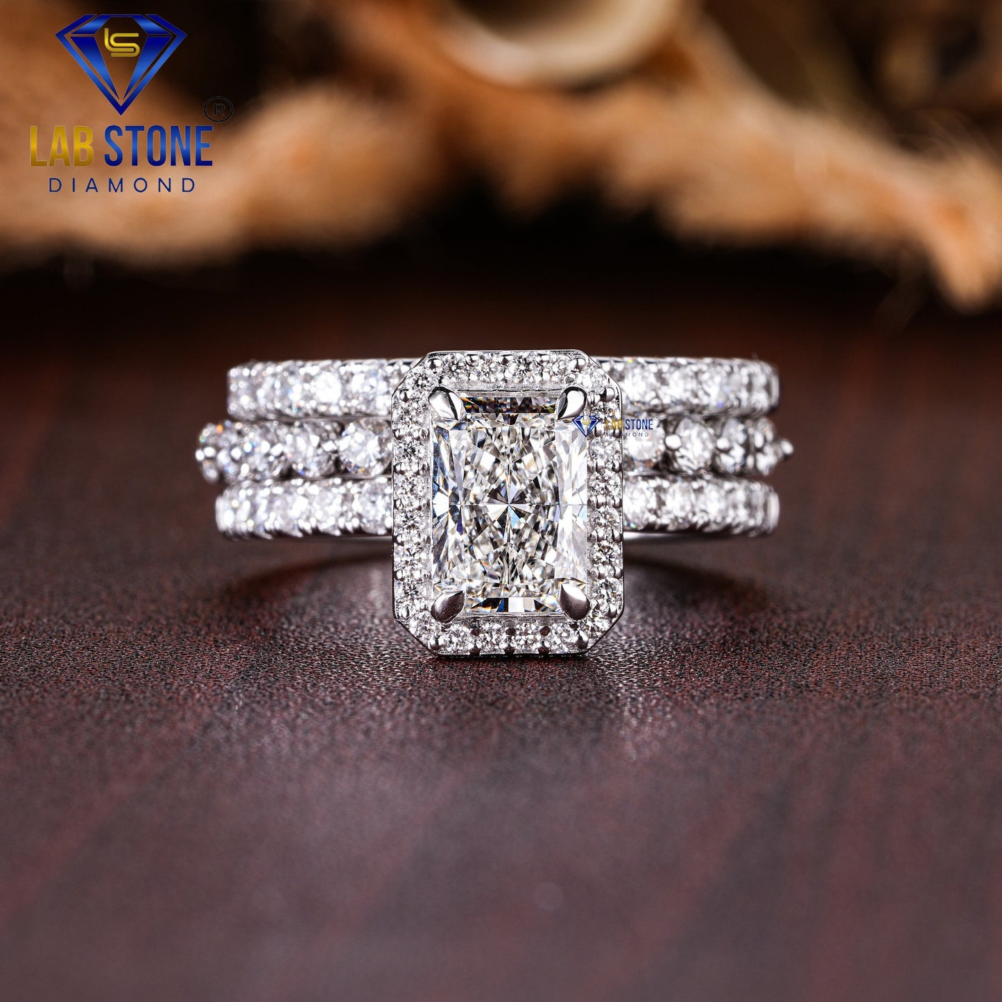 2.30 TDW Radiant & Round Cut Diamond Women’s Halo Ring with Bands