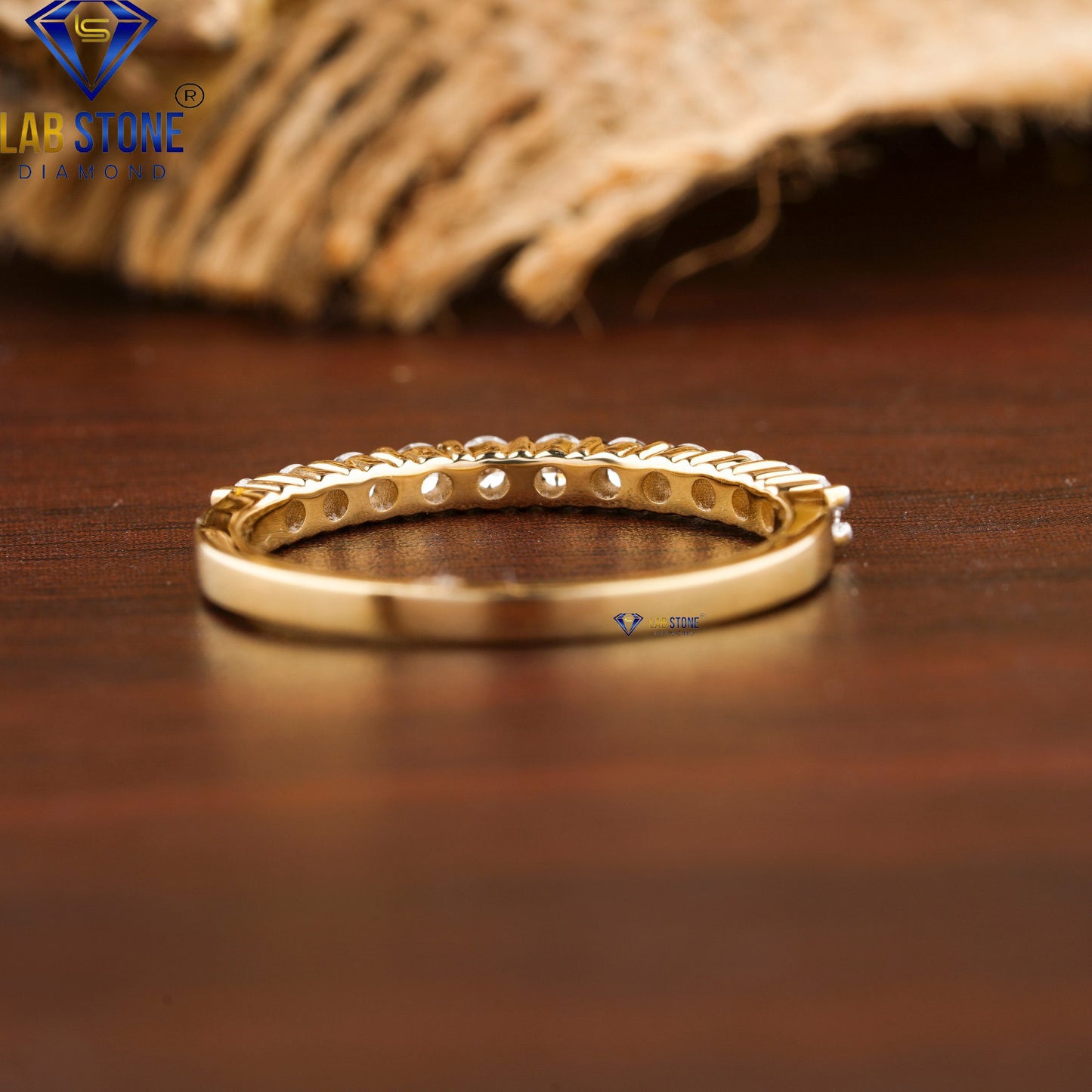 2.361 TDW Oval & Round Cut Diamond Women’s Ring with Band