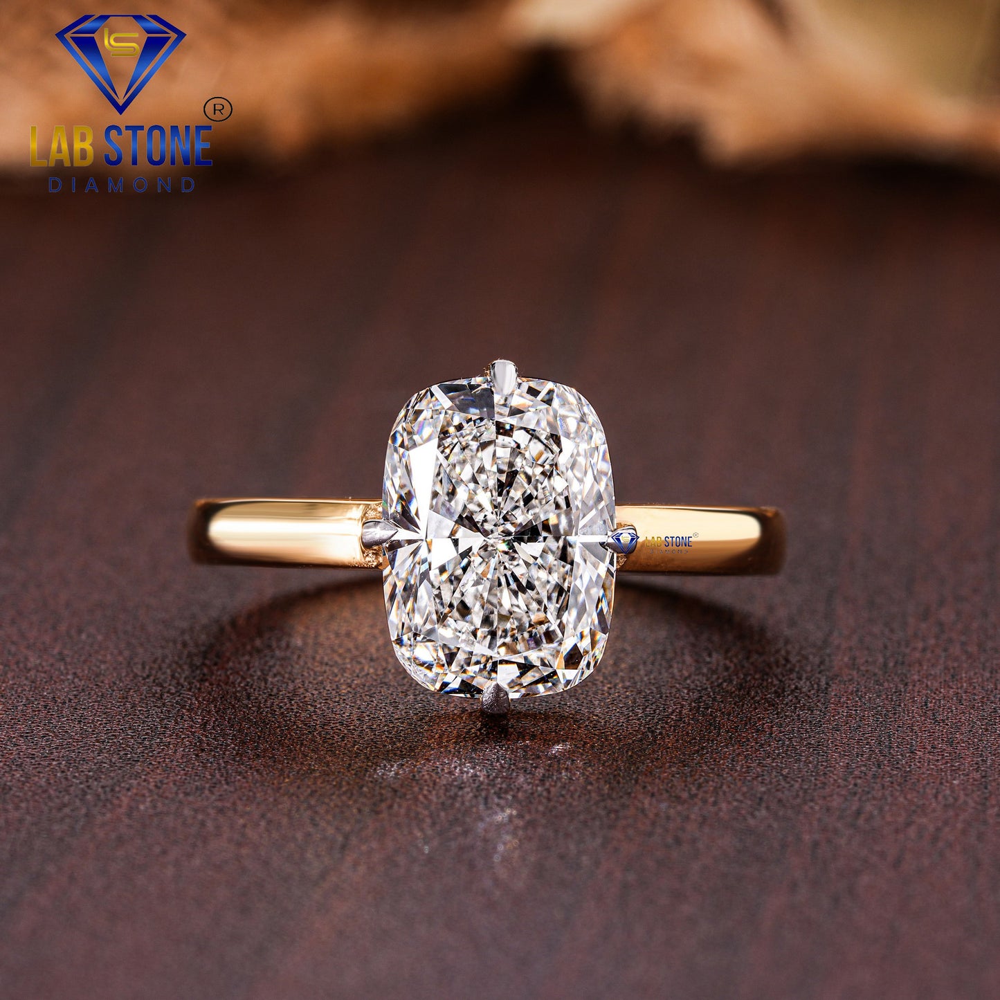 4.08 TDW Cushion cut Diamond Women’s Solitaire Ring