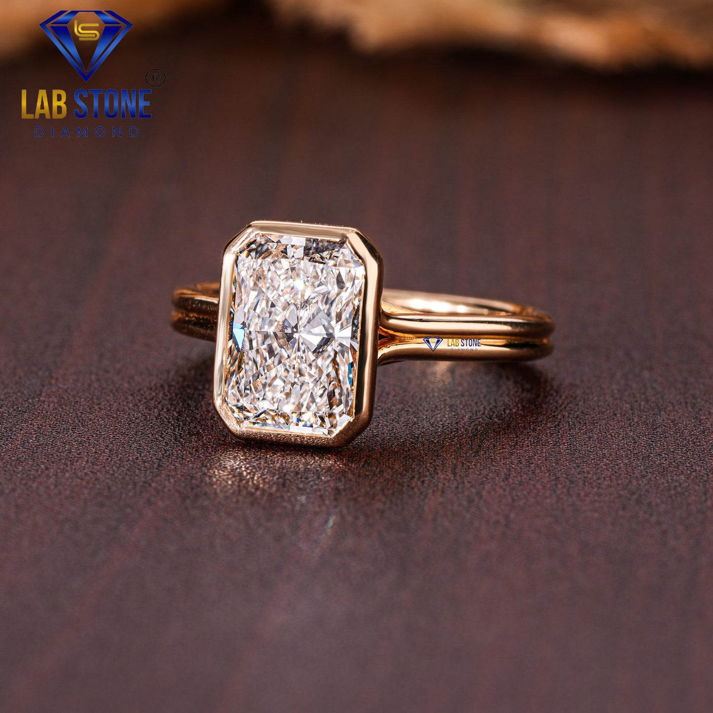 3.40 TDW Radiant & Round Cut Women’s Engagement Diamond Ring