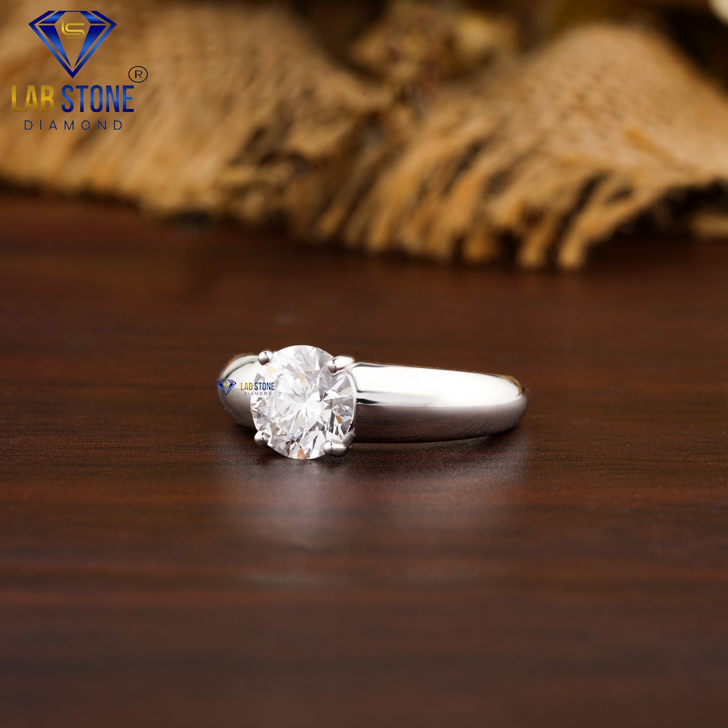 1.62 TDW Round Cut Women’s Solitaire Diamond Ring