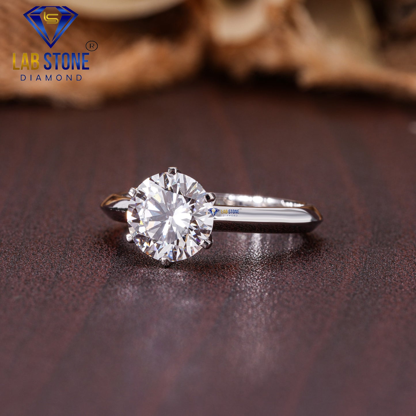 1.25 TDW Round Cut Women’s Simple Solitaire Diamond Ring