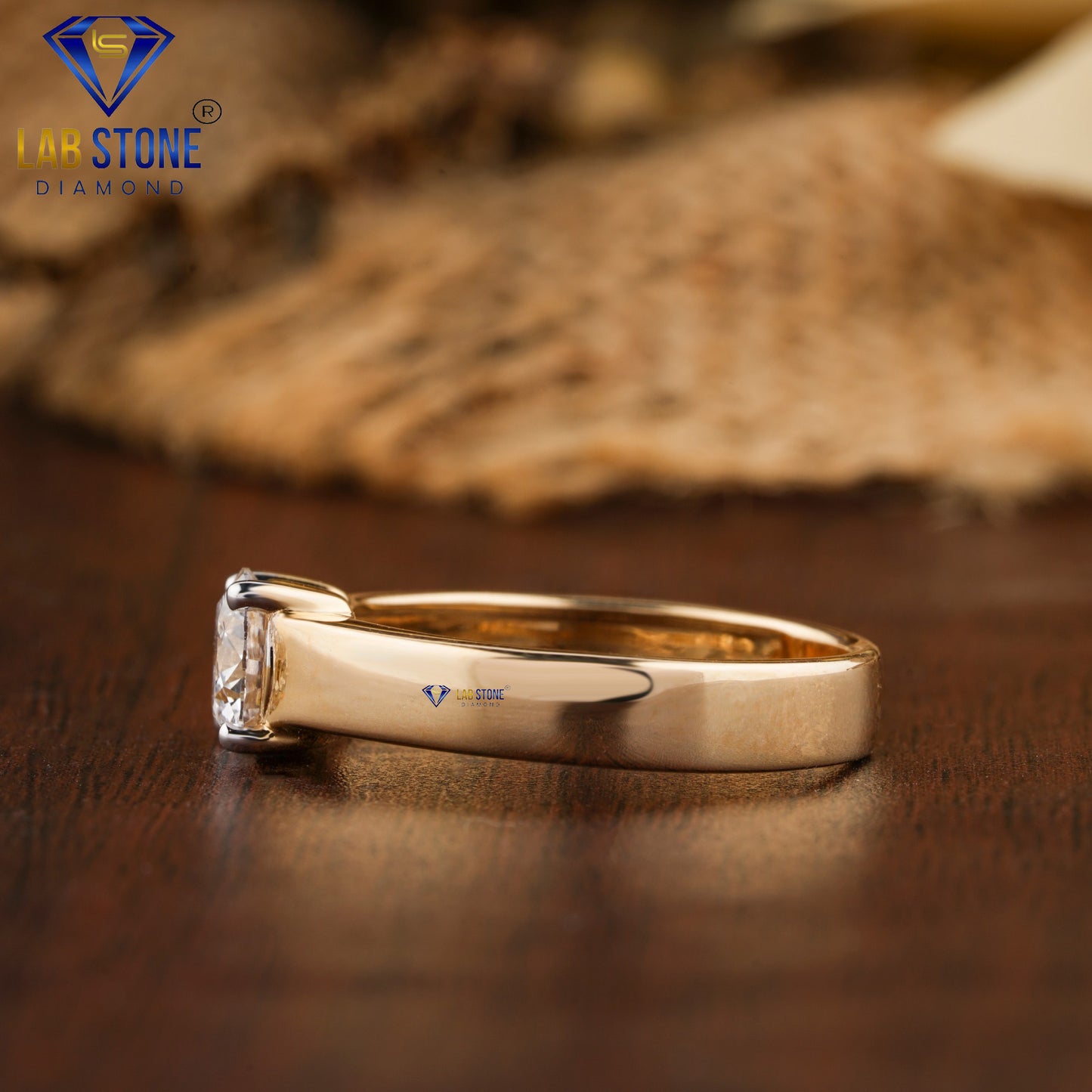 0.74 TDW Round Cut Women’s Solitaire Diamond Ring