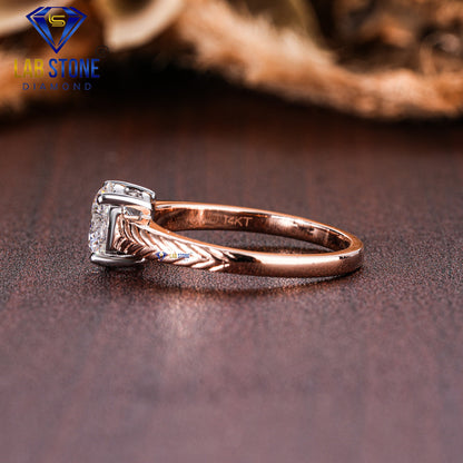 3.54 TDW Round Cut Diamond Women’s Solitaire Ring