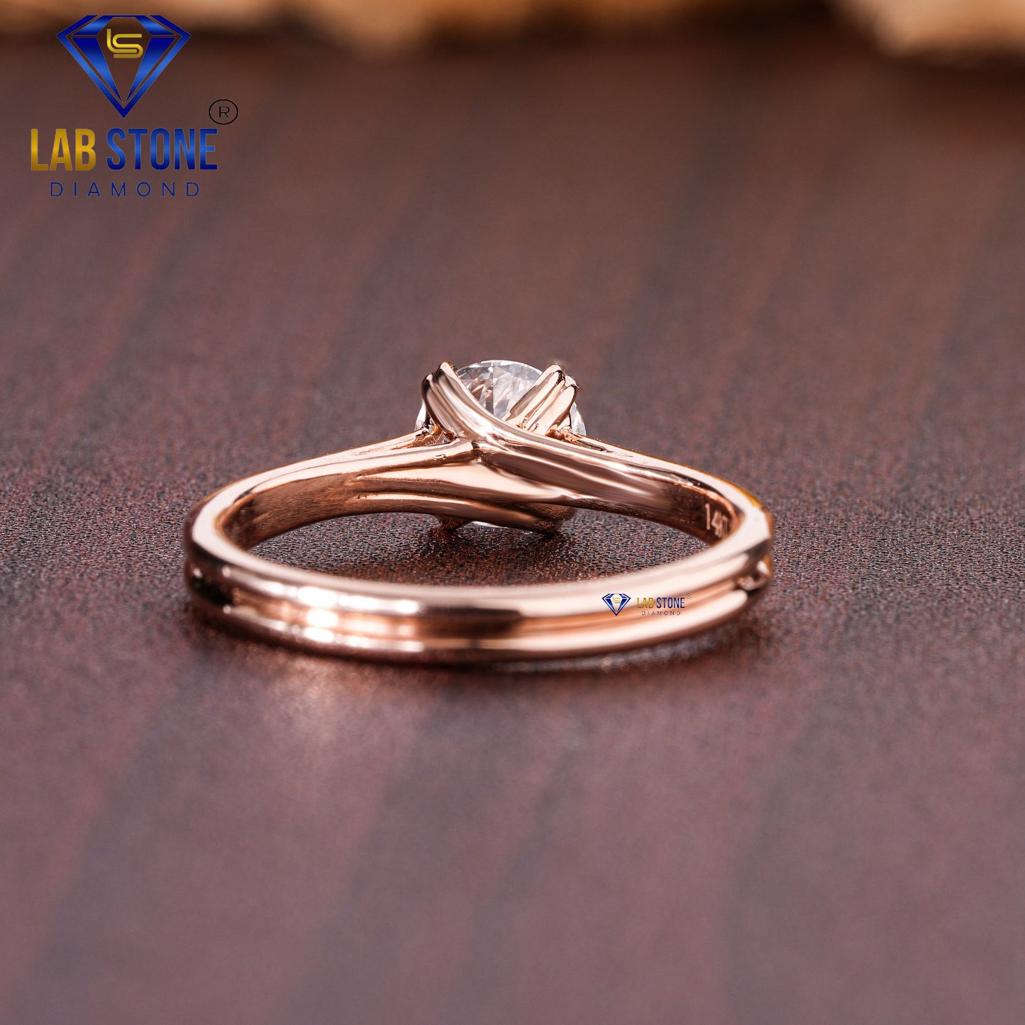 Round Cut Diamond Solitaire Ring 0.80 TDW