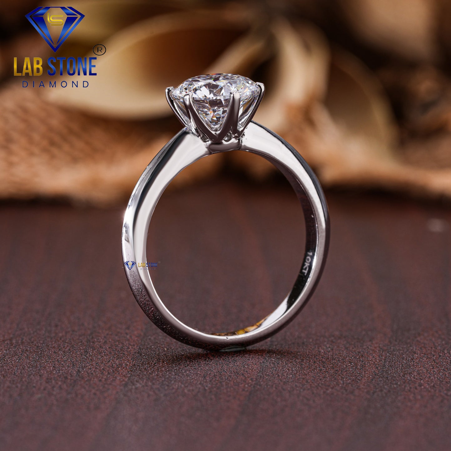 1.25 TDW Round Cut Women’s Simple Solitaire Diamond Ring