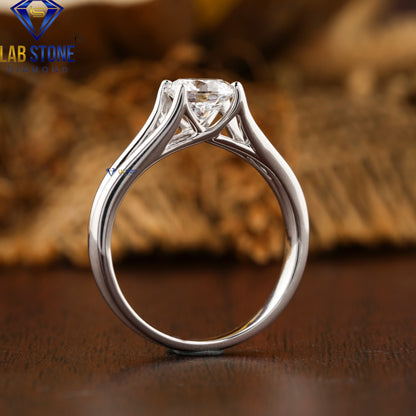 0.92 TDW Round Cut Diamond Women’s Solitaire Ring